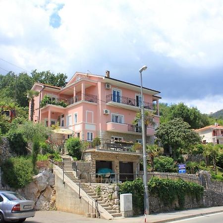 Apartments And Rooms By The Sea Medveja, Opatija - 2305 Lovran Exteriör bild