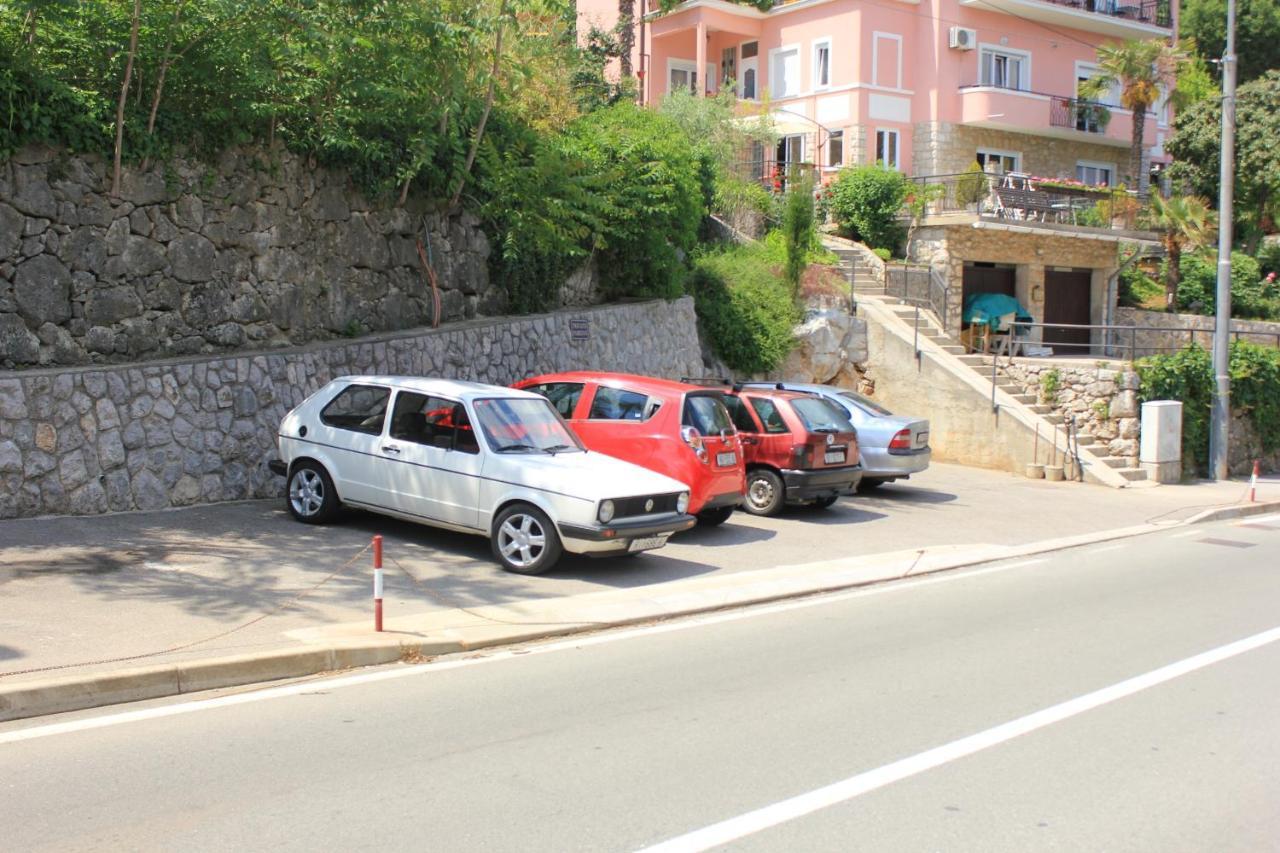 Apartments And Rooms By The Sea Medveja, Opatija - 2305 Lovran Exteriör bild