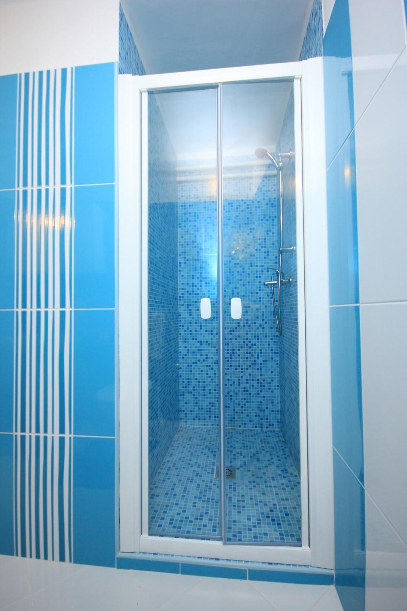 Apartments And Rooms By The Sea Medveja, Opatija - 2305 Lovran Rum bild